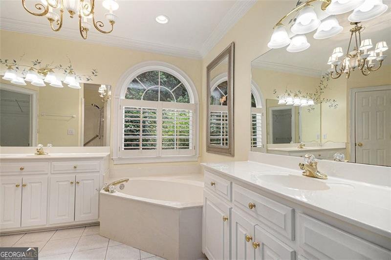 4927 RED CLIFF Powder Springs - 9