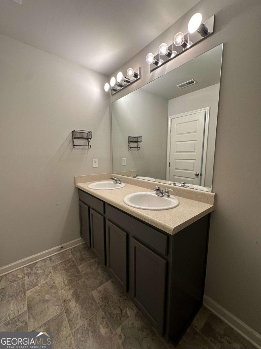 2649 Parrish Court Lithonia - 1