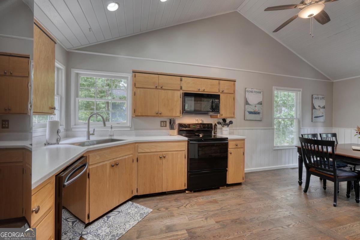 176 Madison Avenue Blairsville - 13