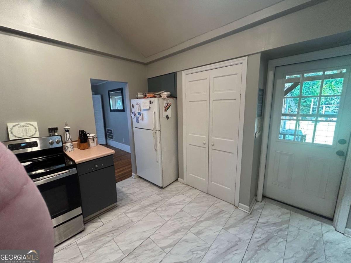 241 Lakeside Drive Milledgeville - 10