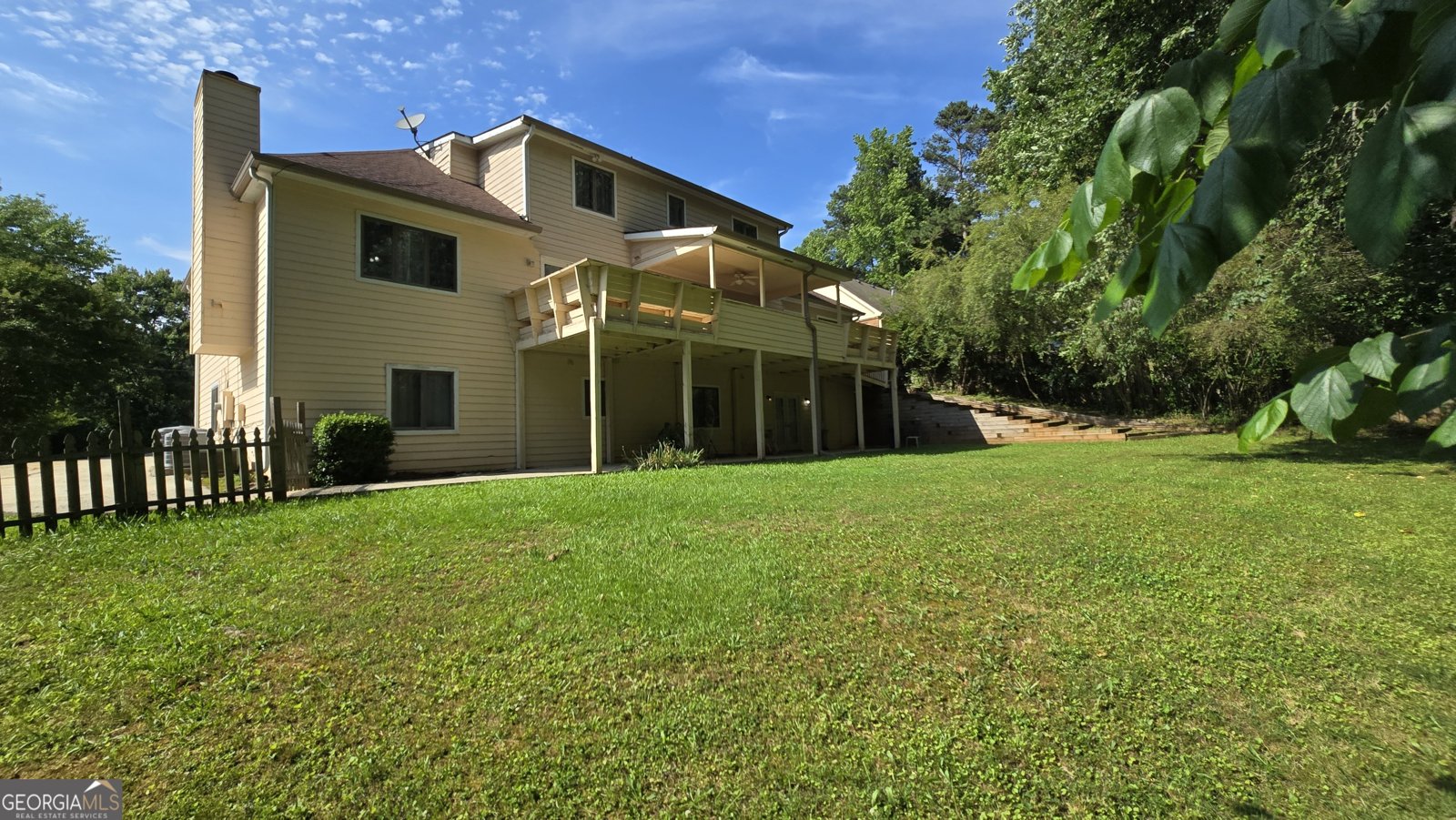 1522 Catherine Court Suwanee - 2