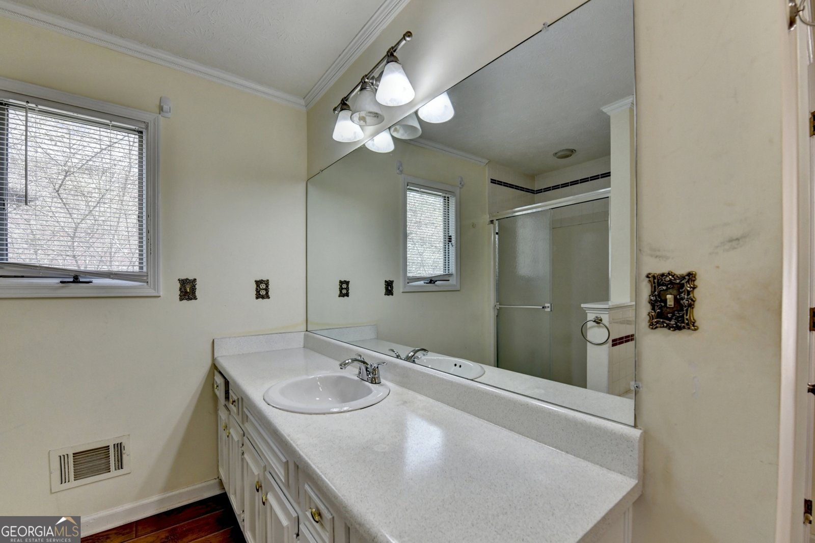 1522 Catherine Court Suwanee - 31
