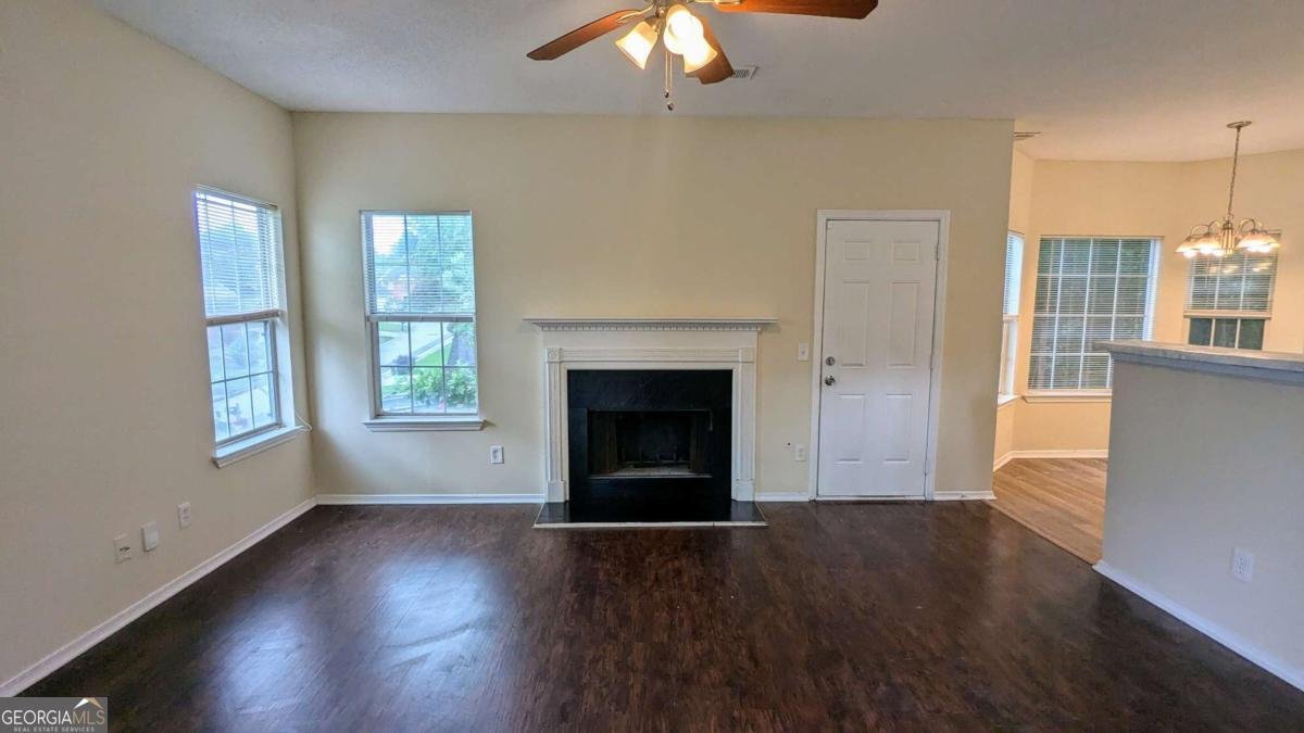 525 Crestwood Court Lithonia - 10