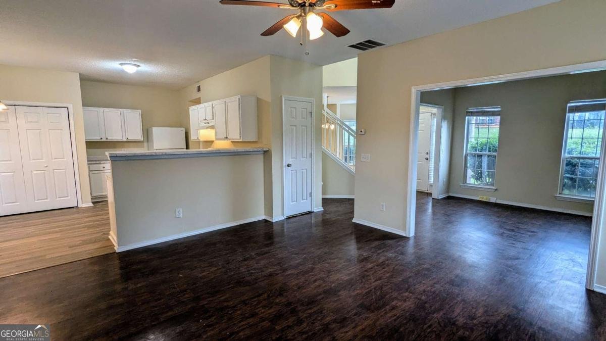 525 Crestwood Court Lithonia - 11