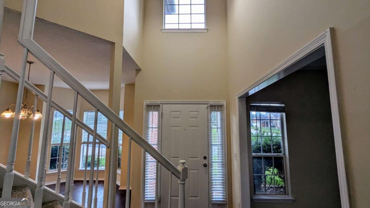525 Crestwood Court Lithonia - 3