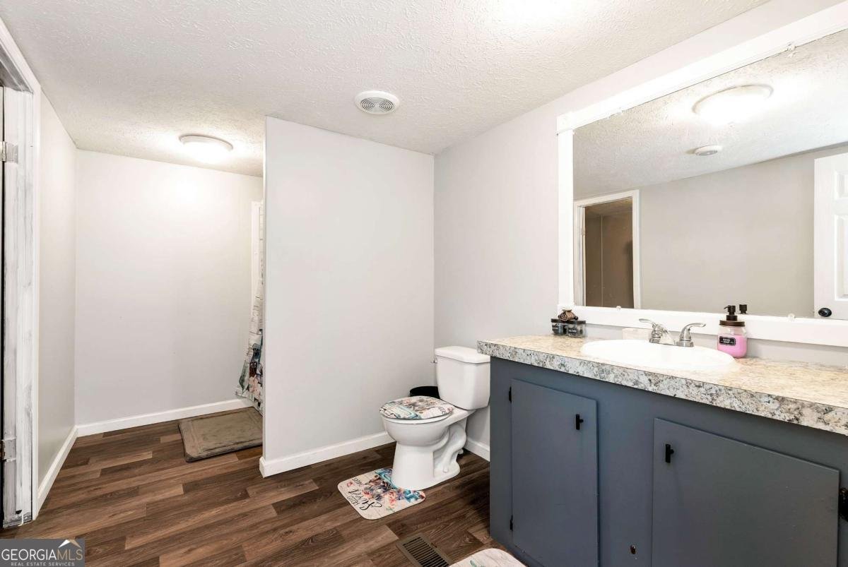 112 Fisherman Cove Lavonia - 28