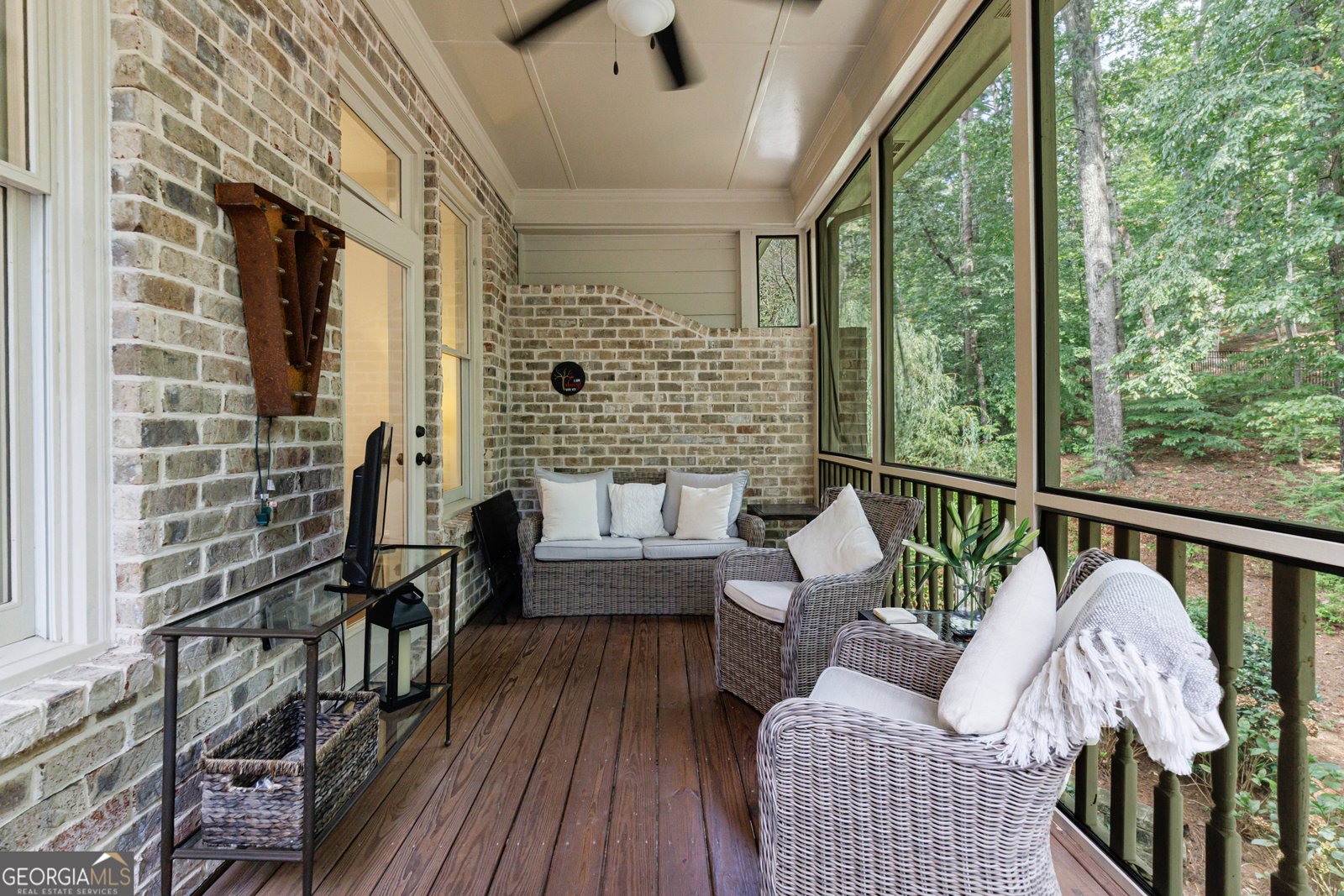 9018 Riverbend Manor Alpharetta - 19