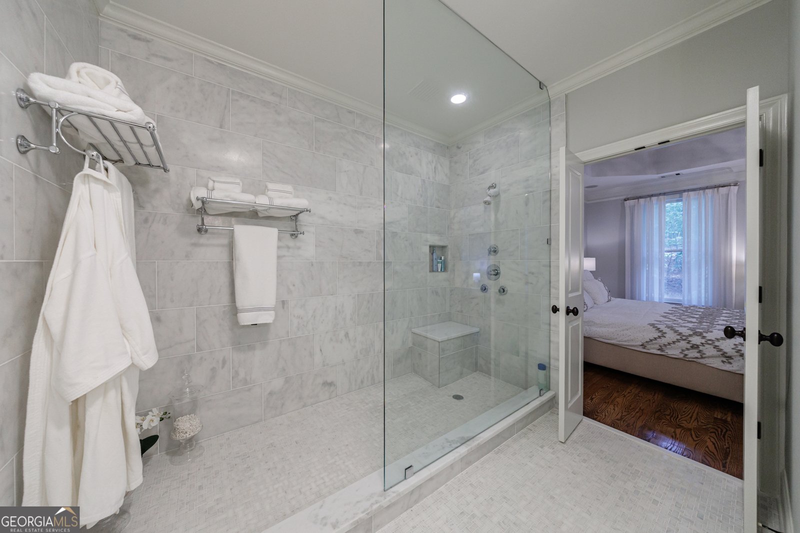 9018 Riverbend Manor Alpharetta - 47