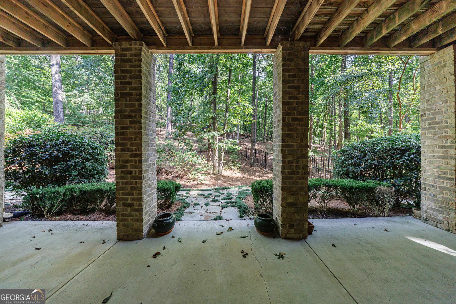 9018 Riverbend Manor Alpharetta - 60