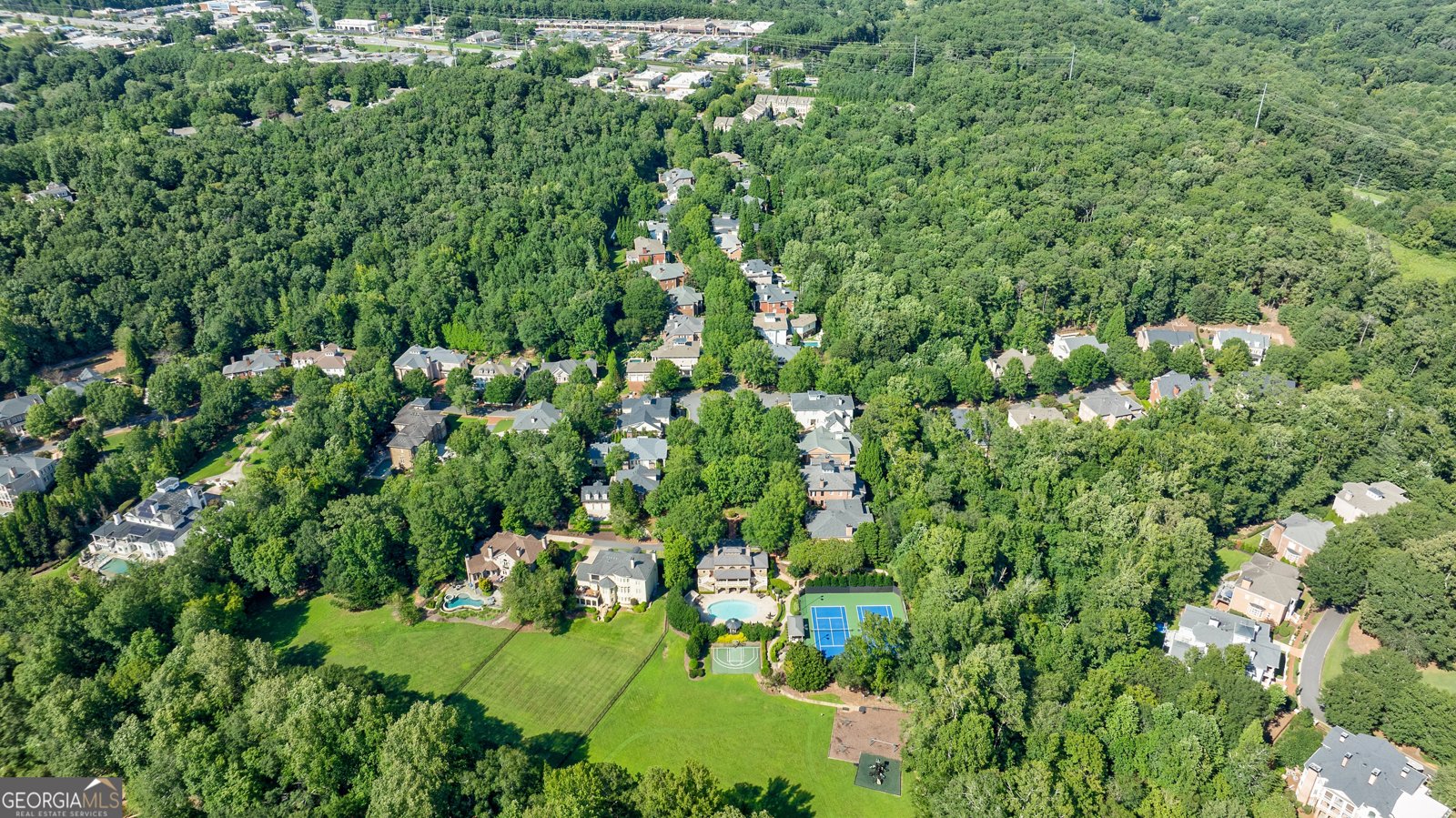 9018 Riverbend Manor Alpharetta - 74