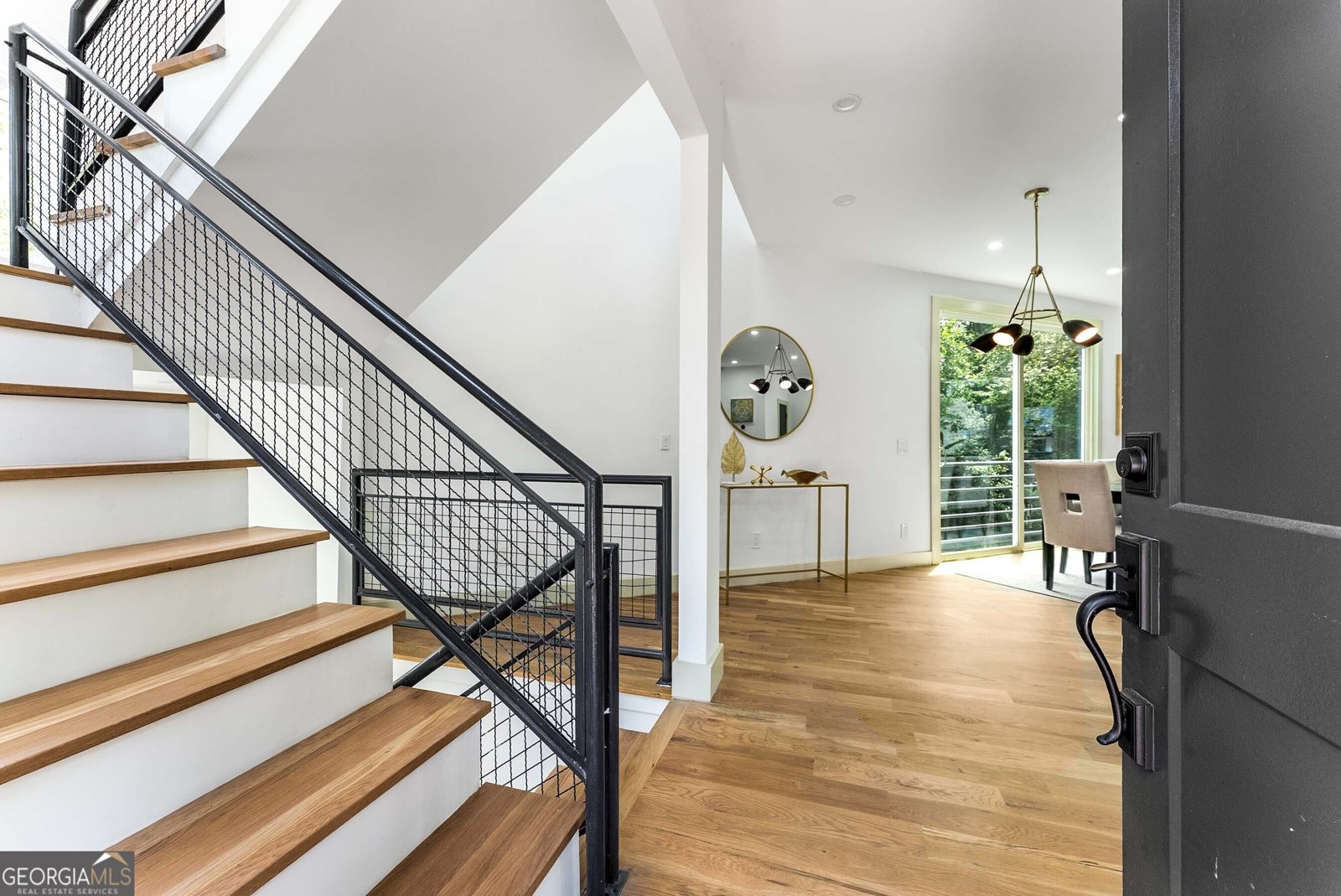 335 Eureka Drive Atlanta - 1