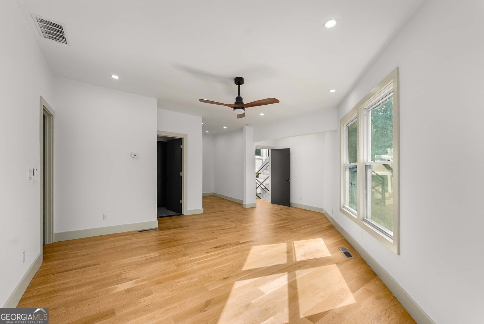 335 Eureka Drive Atlanta - 17