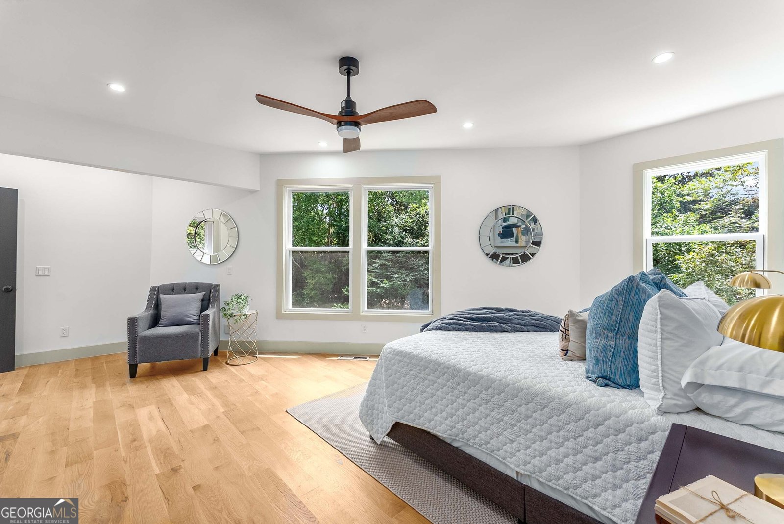 335 Eureka Drive Atlanta - 23