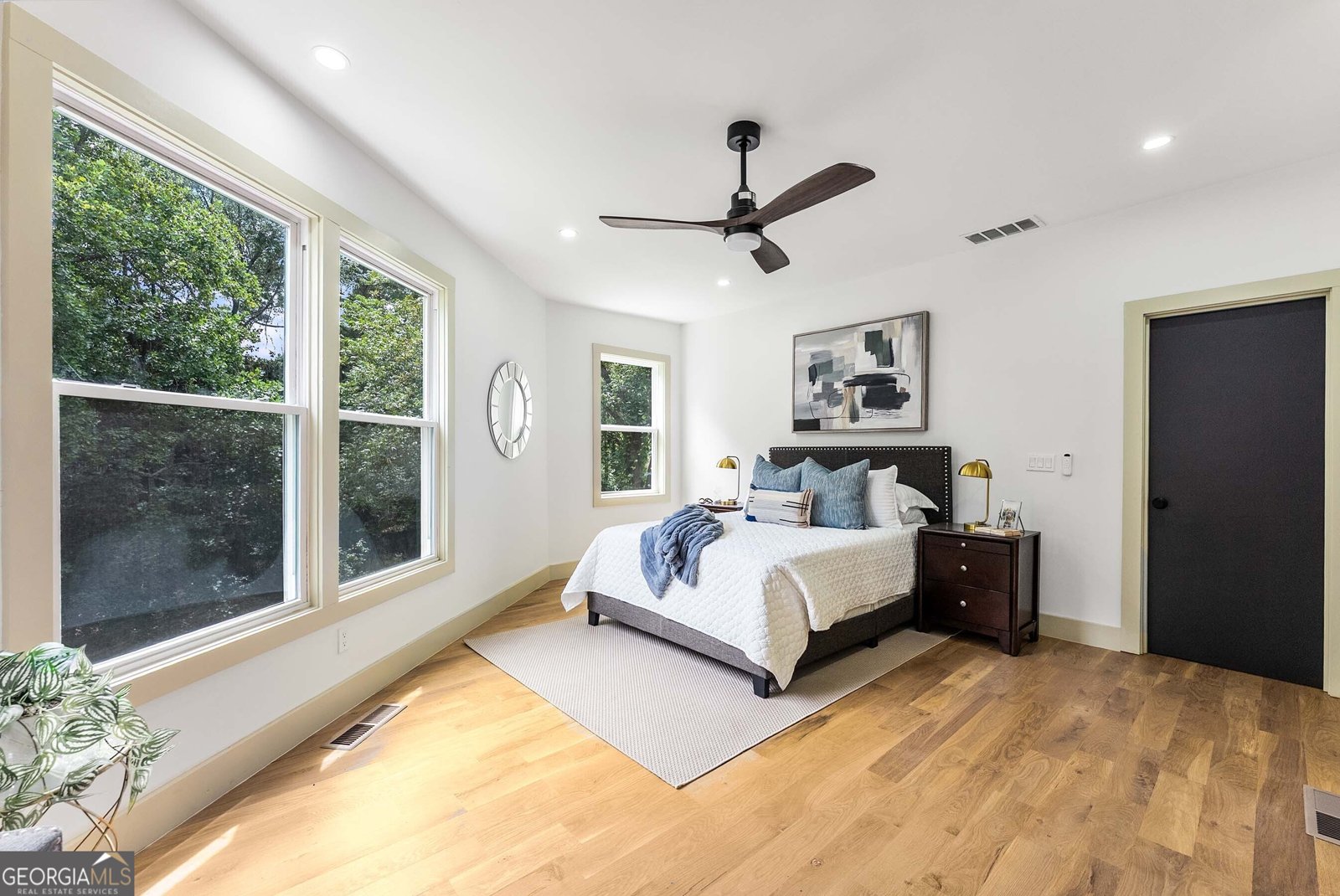335 Eureka Drive Atlanta - 25
