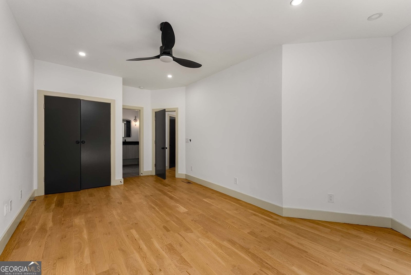 335 Eureka Drive Atlanta - 34