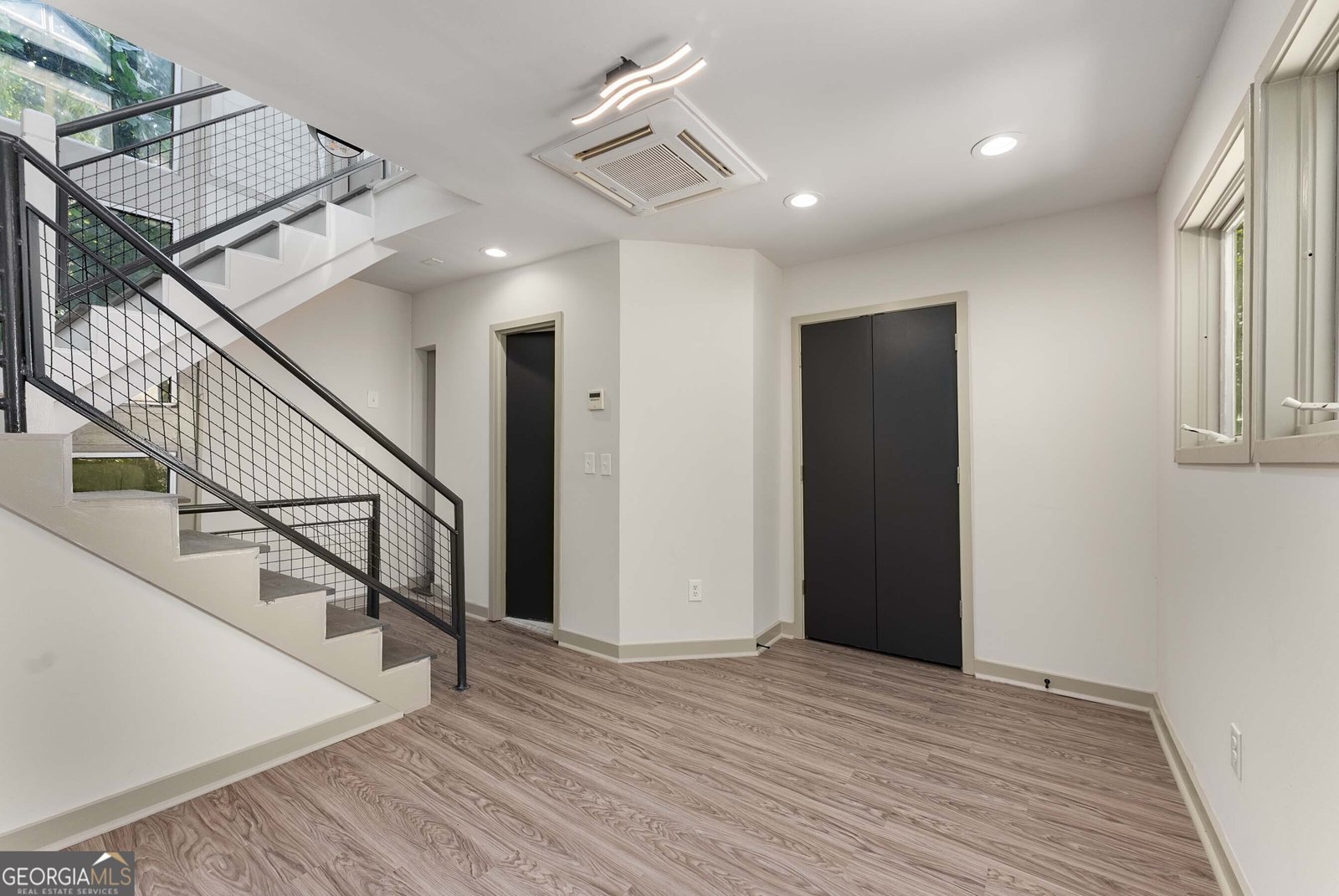 335 Eureka Drive Atlanta - 44