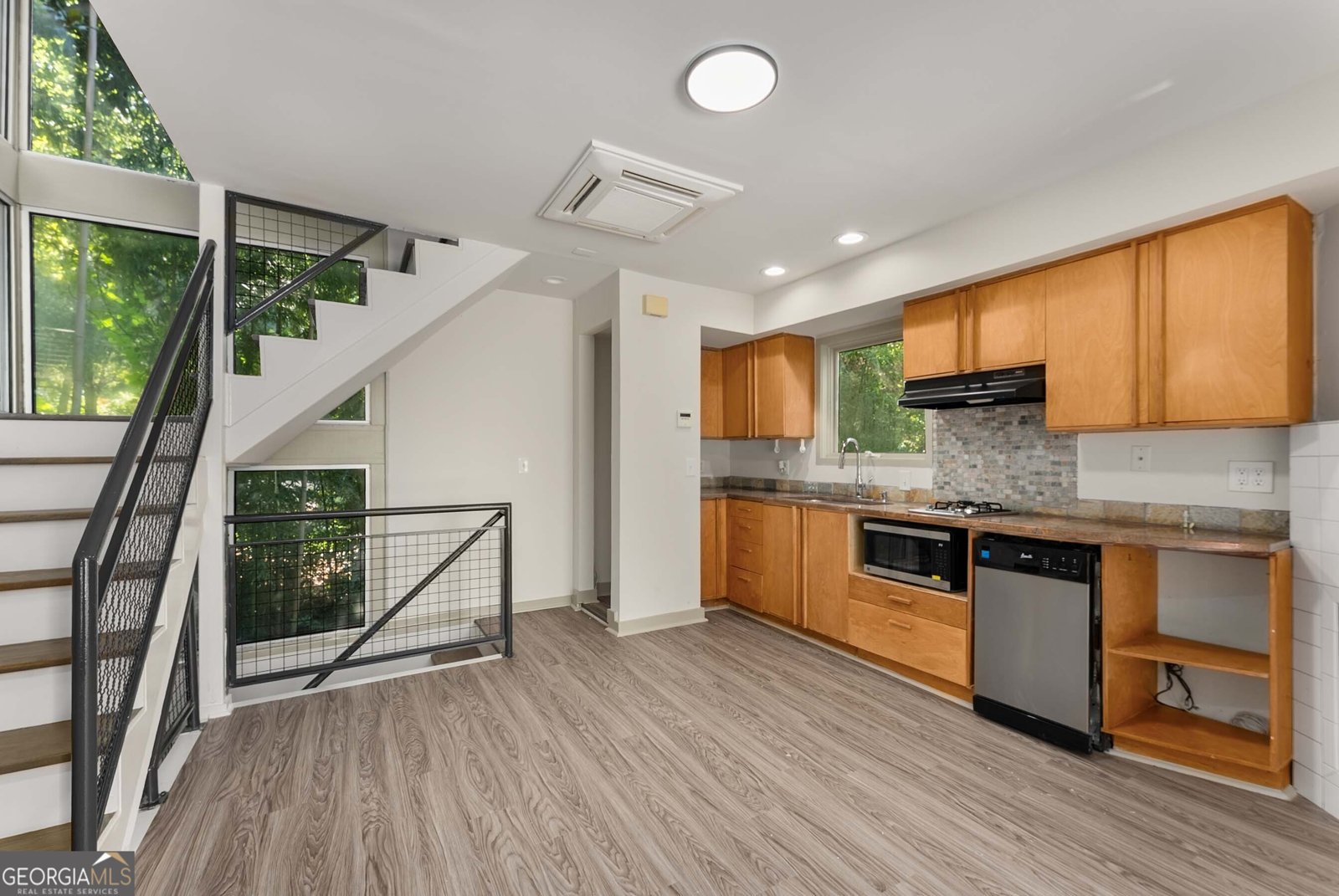 335 Eureka Drive Atlanta - 46