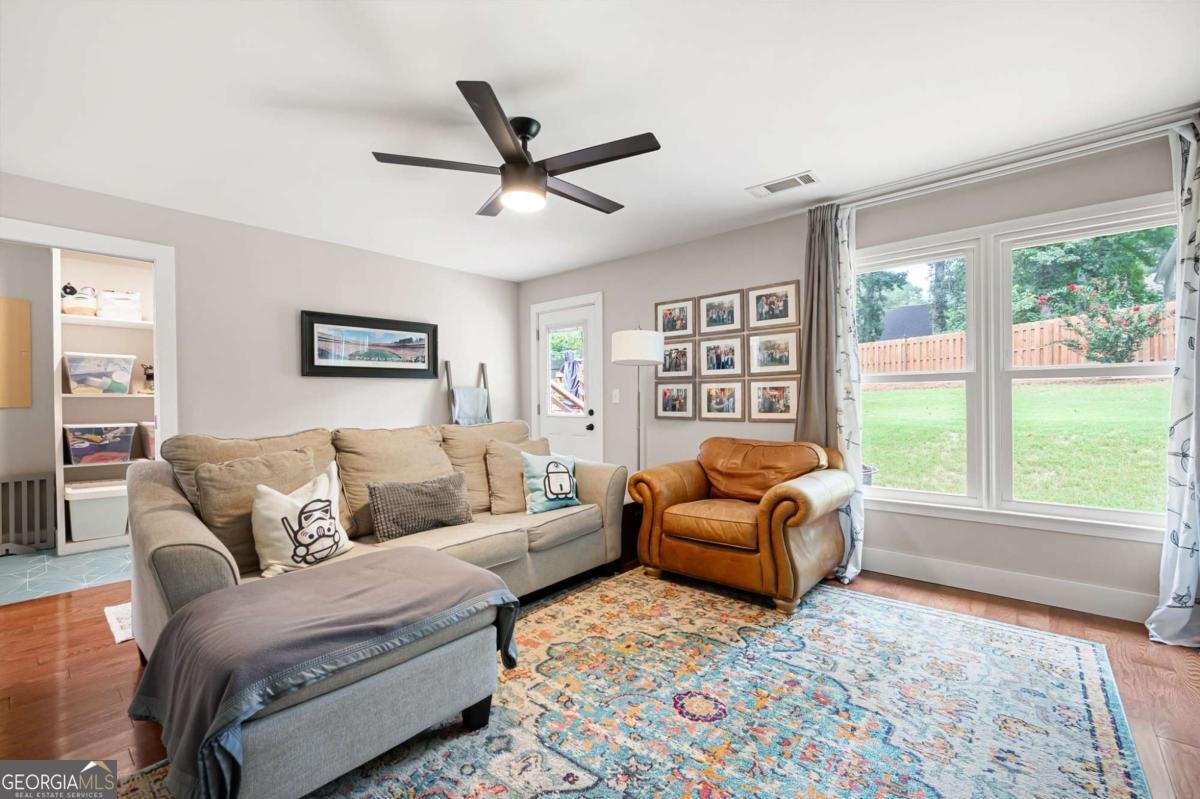 2239 Kilmory Drive Kennesaw - 24