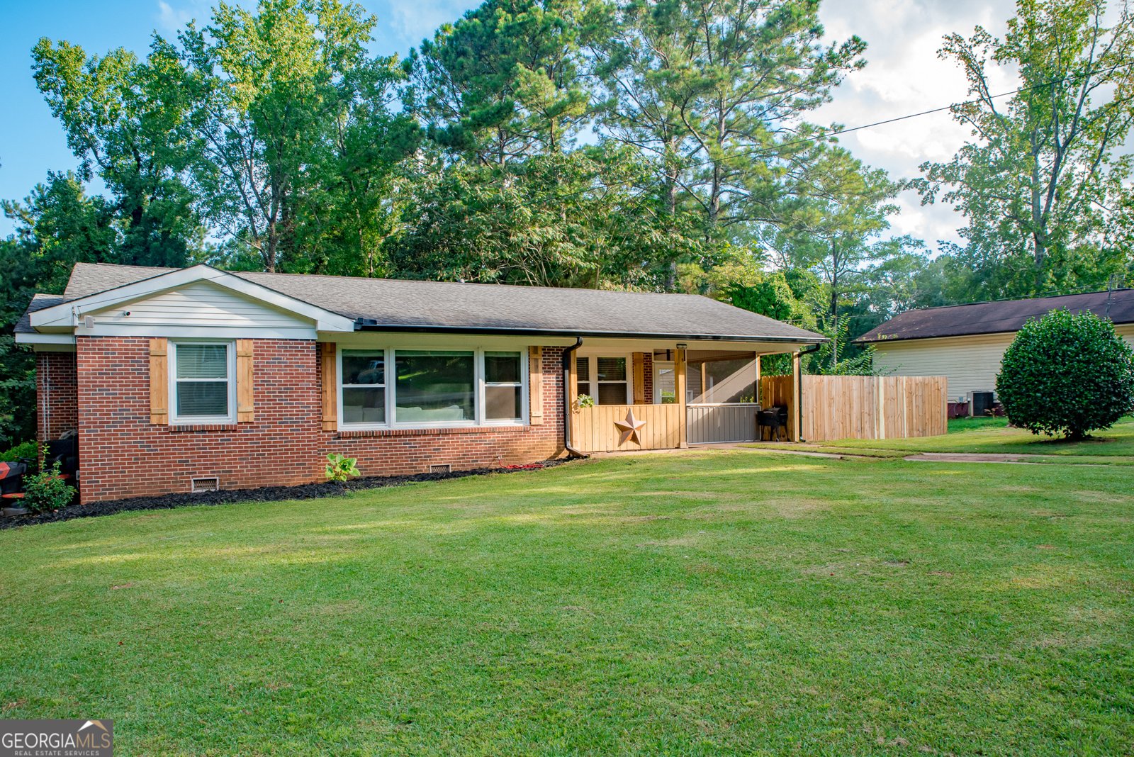 106 Sunset Drive West Point - 1