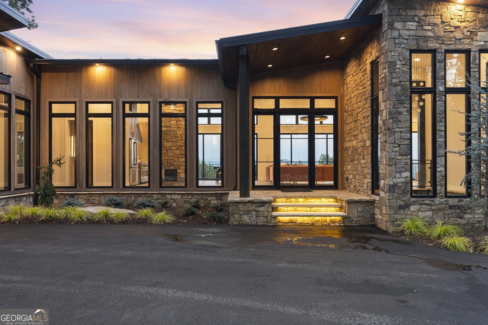 417 Bill Claypool Drive Blue Ridge - 67