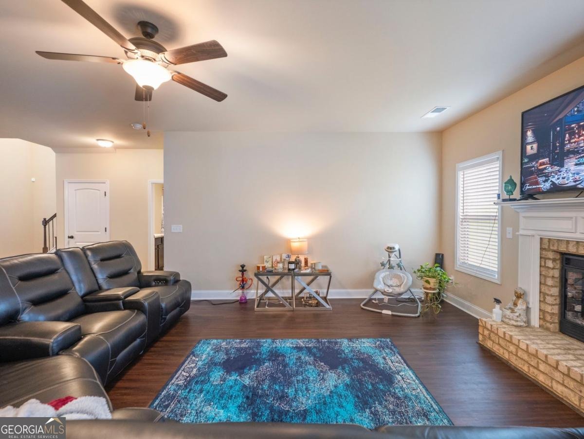 5667 Laney Drive Rex - 5