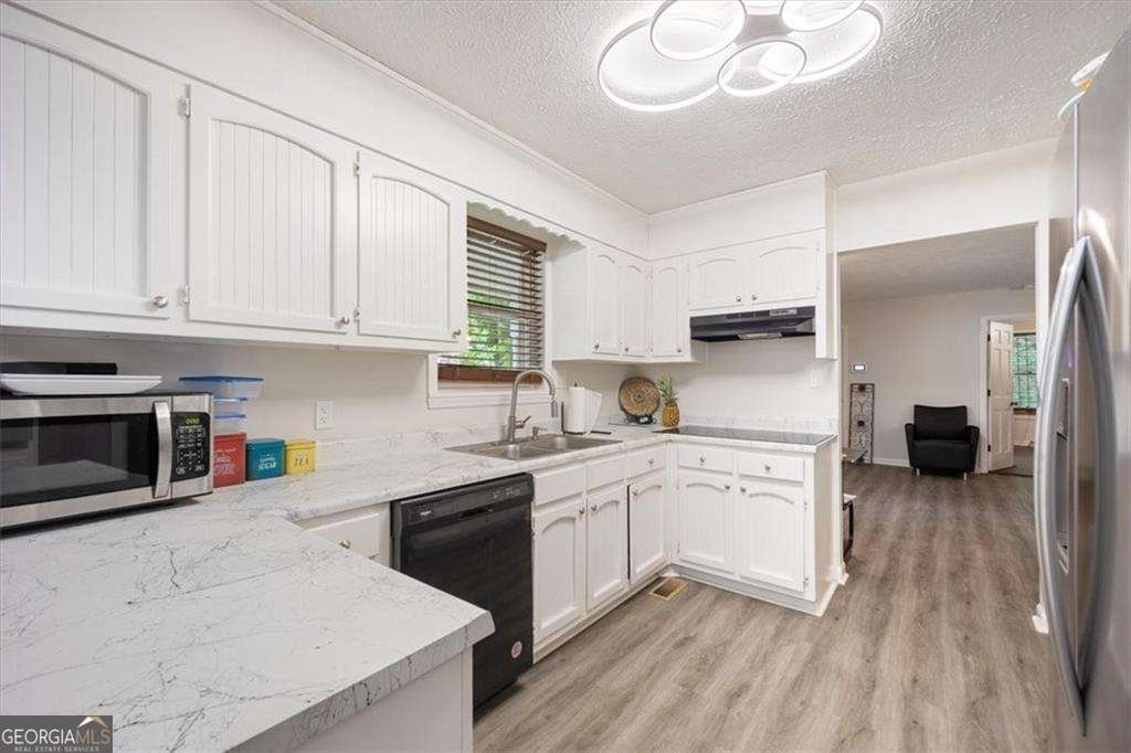 6372 Valley Dale Drive Riverdale - 10