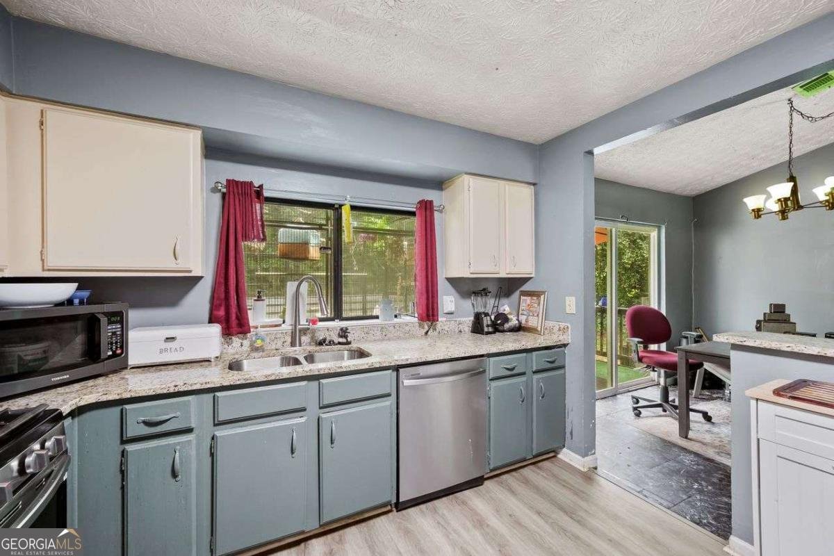 6774 Timbers East Drive Lithonia - 13