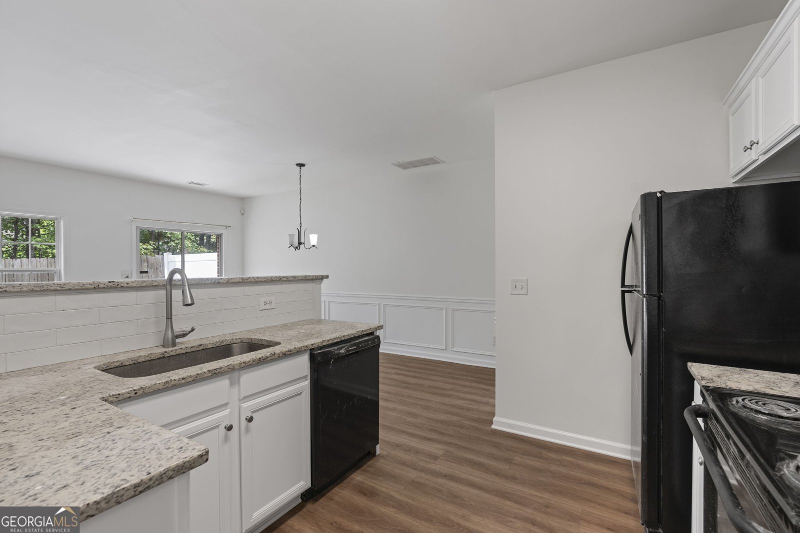 374 Creek Manor Way Suwanee - 14