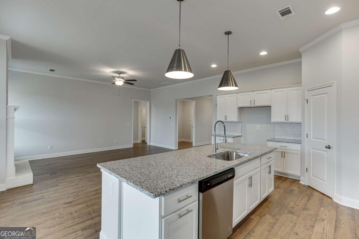164 Oakdale Road Jefferson - 13