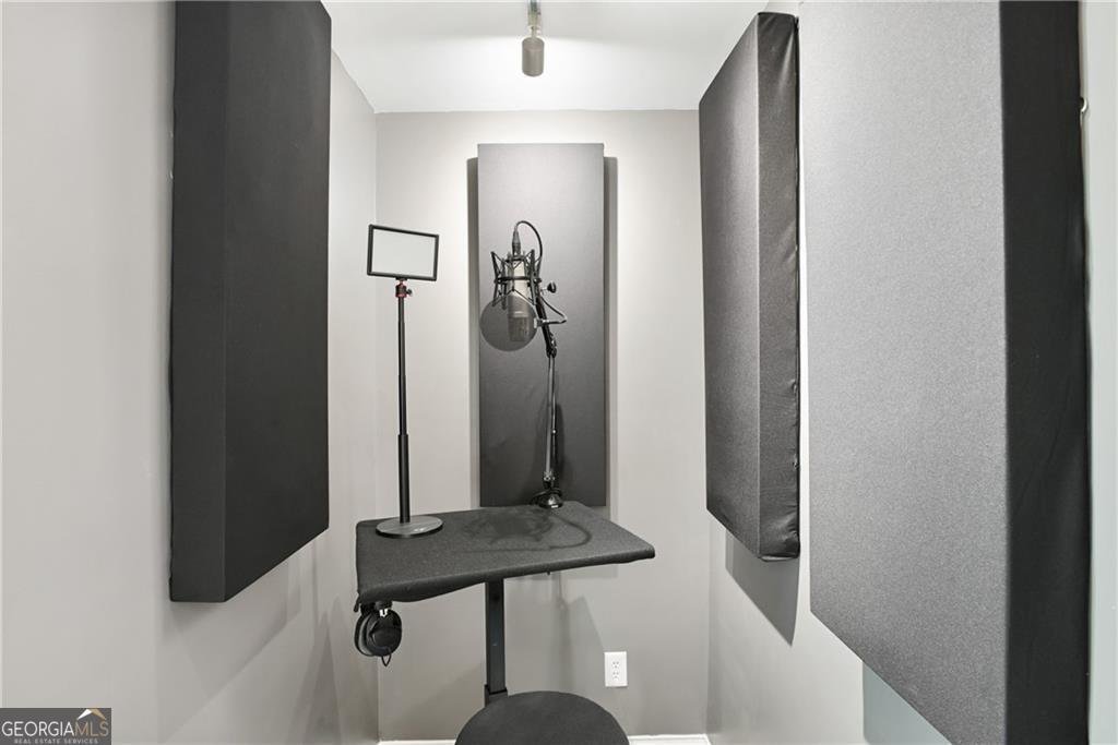 2067 Fairhaven Circle Atlanta - 46