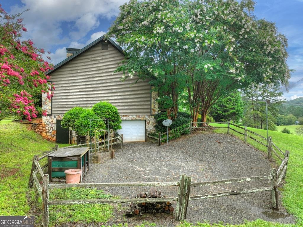 167 Whispering Pine Lane Cherry Log - 27