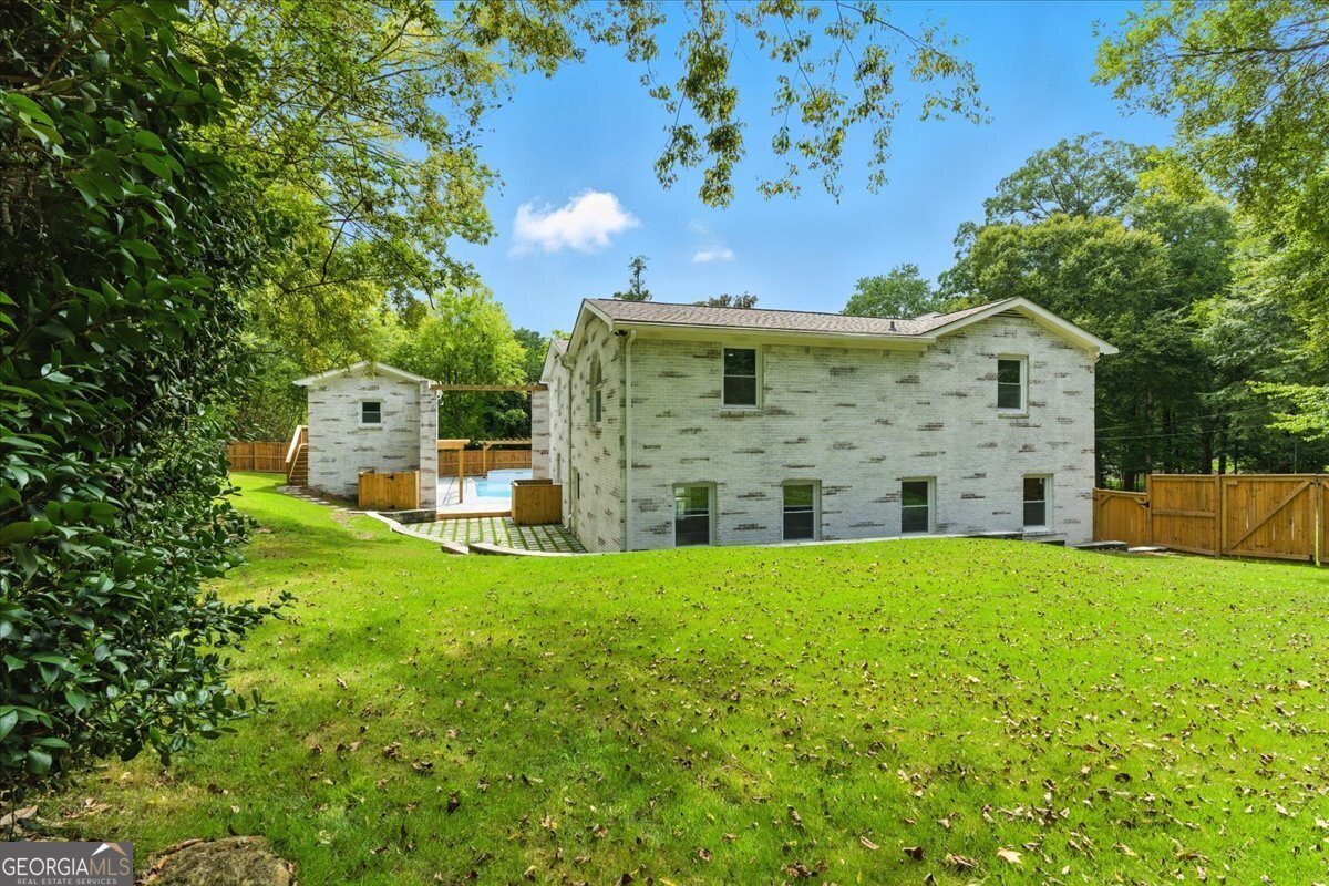 4395 Woodland Brook Drive Atlanta - 17