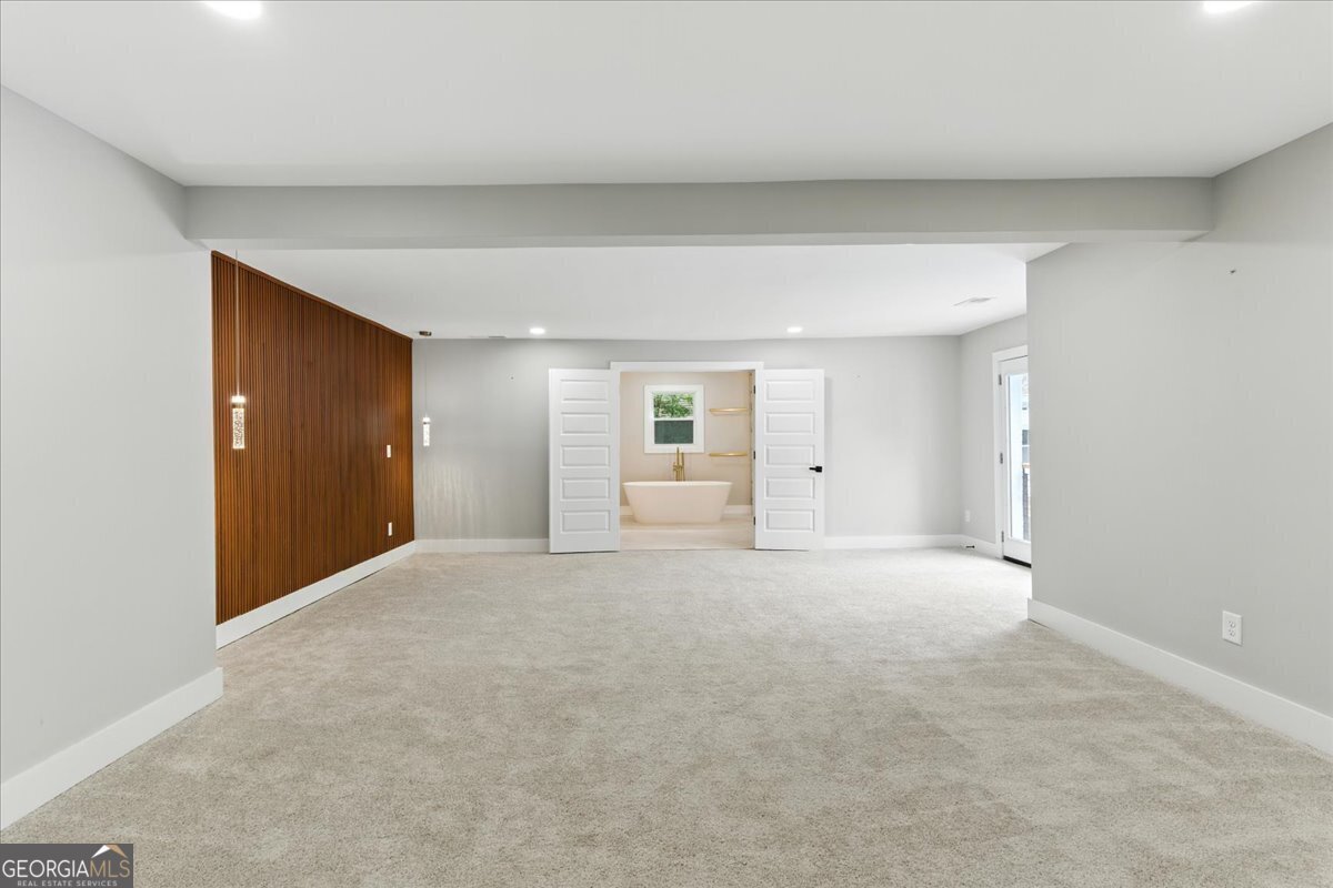 4395 Woodland Brook Drive Atlanta - 23