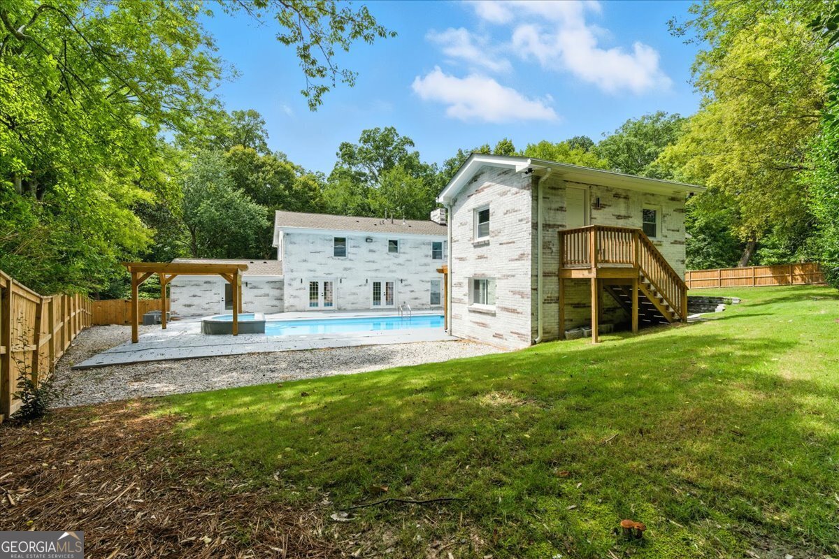 4395 Woodland Brook Drive Atlanta - 46