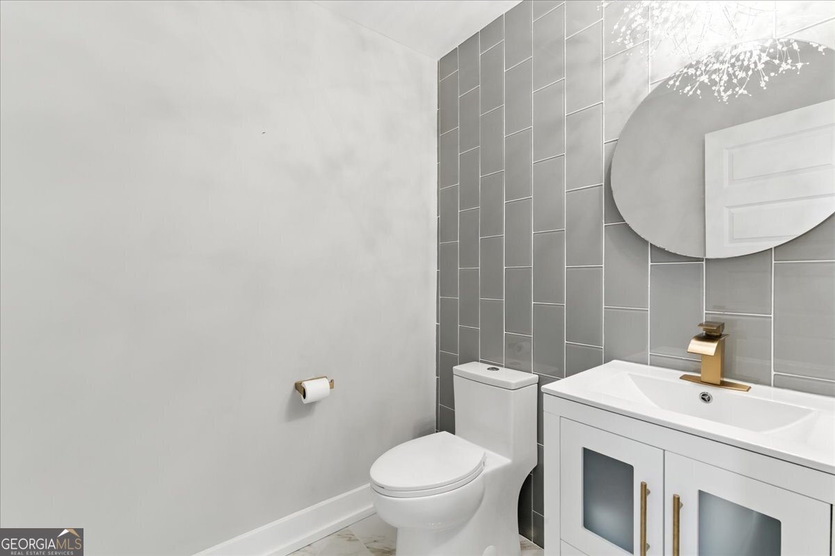 4395 Woodland Brook Drive Atlanta - 6