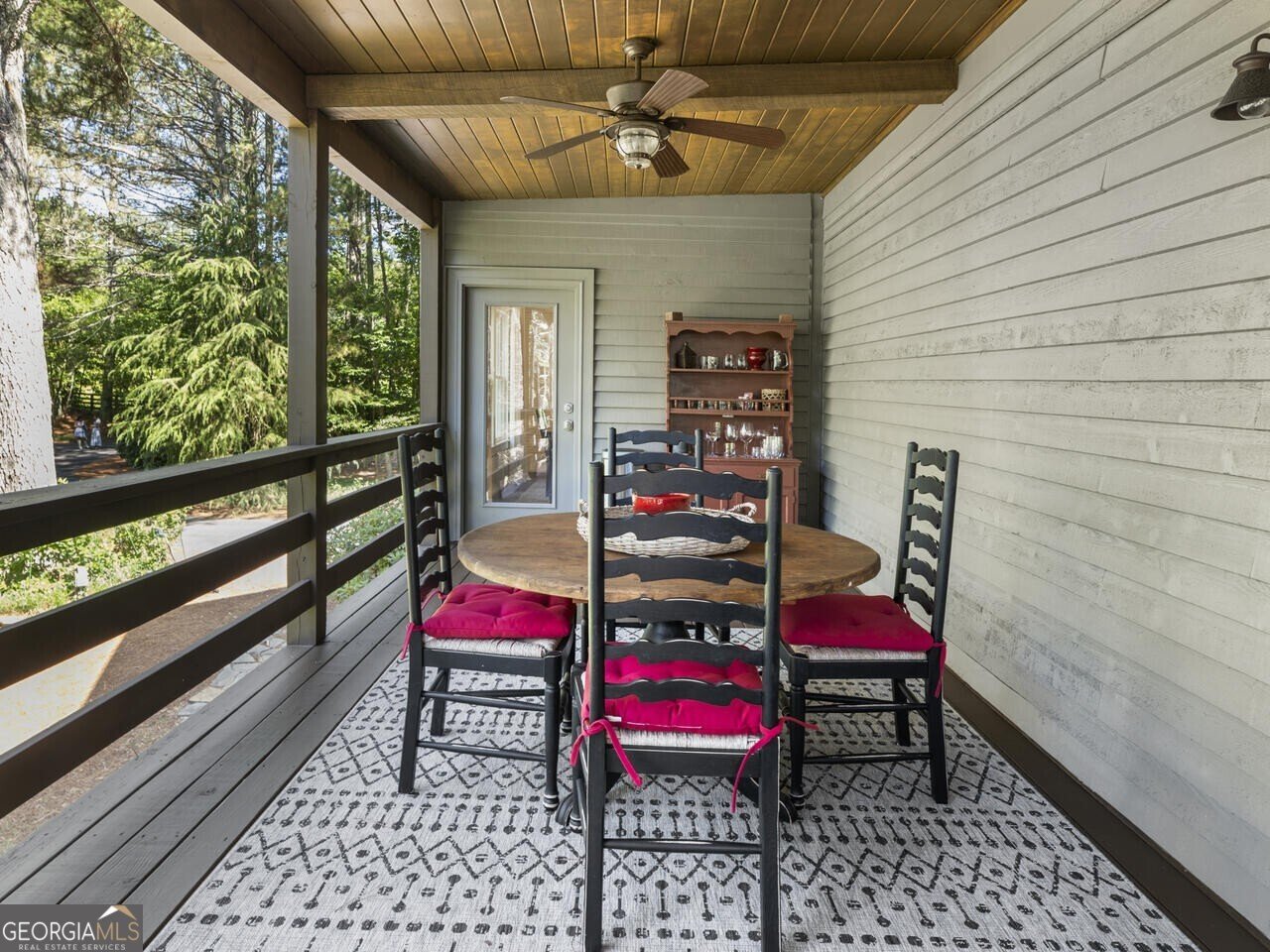 3245 Longstreet Road Milton - 37