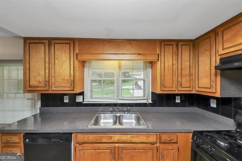 4629 DOGWOOD FARMS Drive Decatur - 17