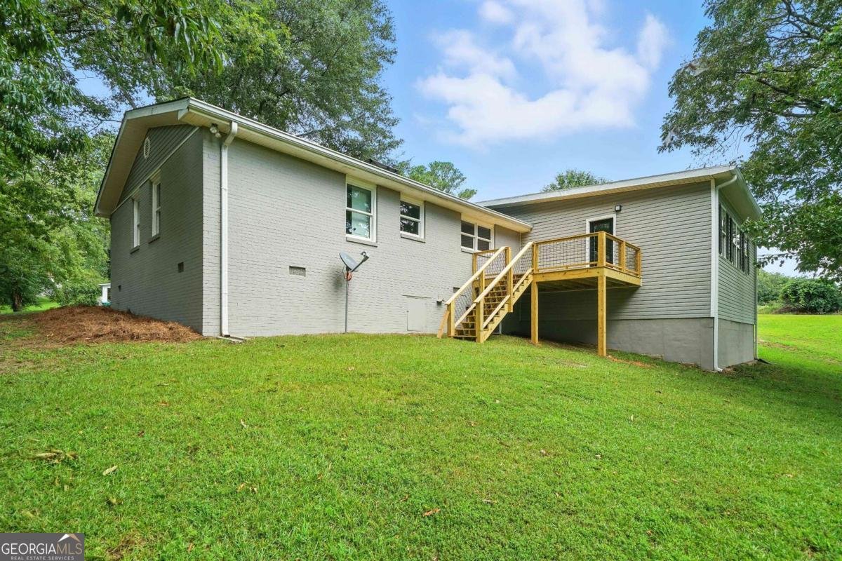 115 Dixie Lane Ball Ground - 31