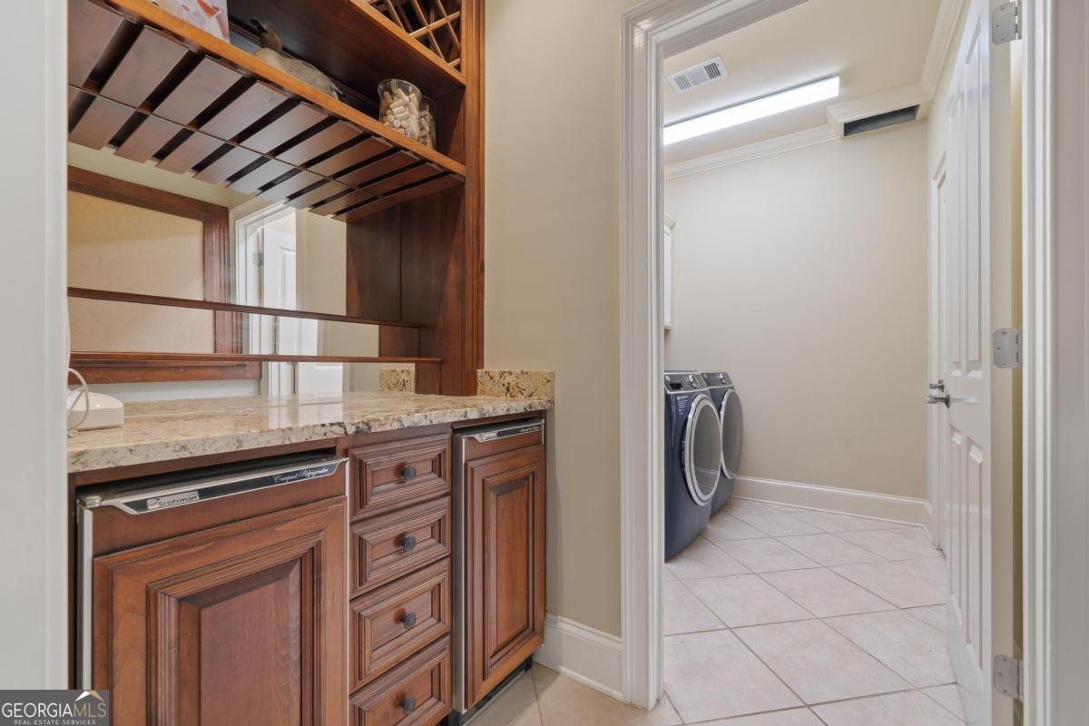 1041 Lockets Trail Greensboro - 2