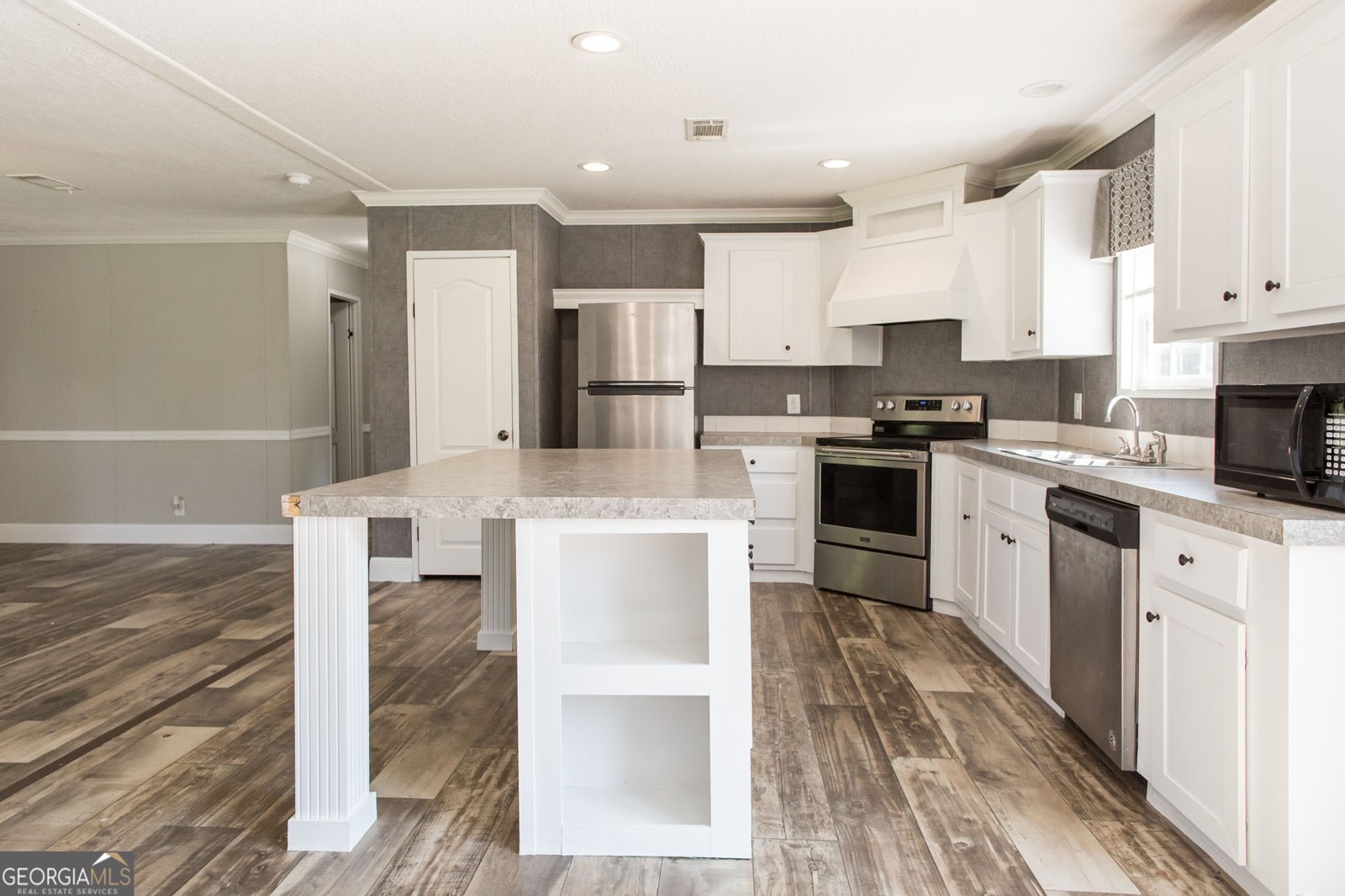 56 FJ Melton Lane Waycross - 3