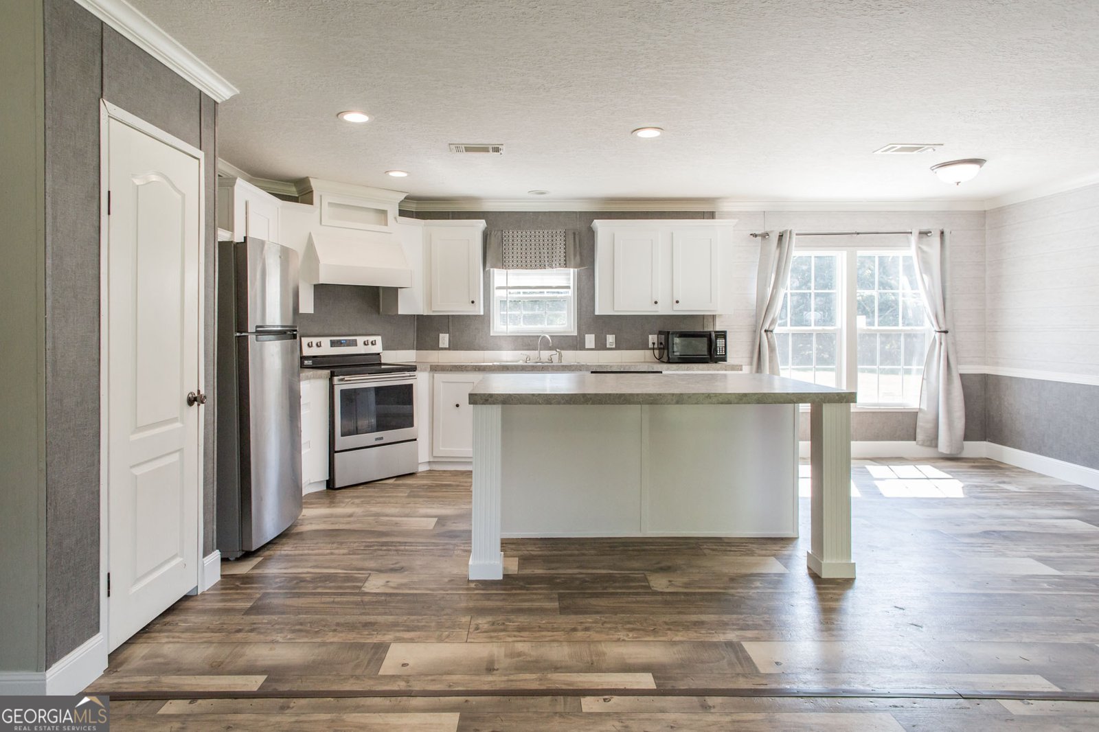 56 FJ Melton Lane Waycross - 5