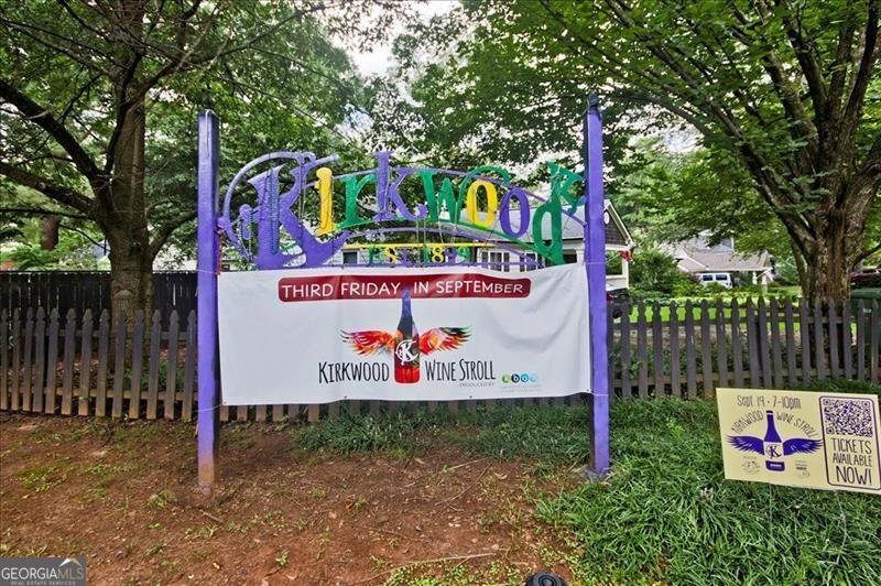 140 COLOR Circle Atlanta - 35