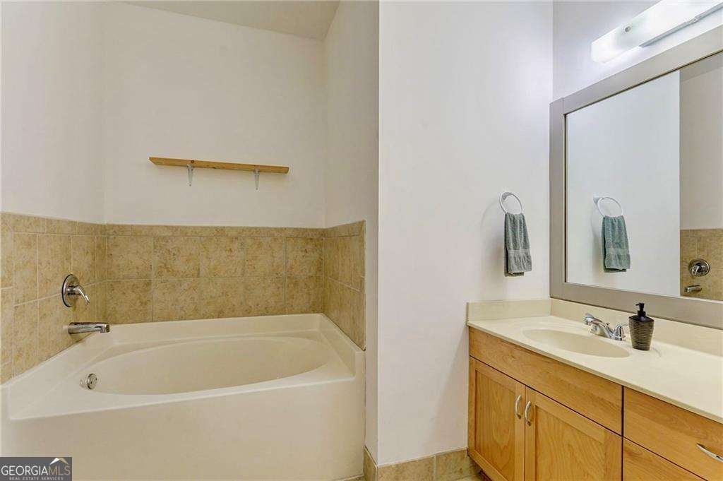 870 Mayson Turner Road Atlanta - 14