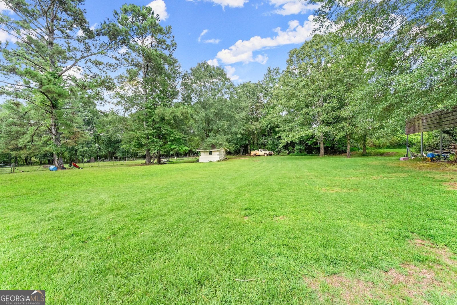 4526 Railroad Street Oakwood - 27