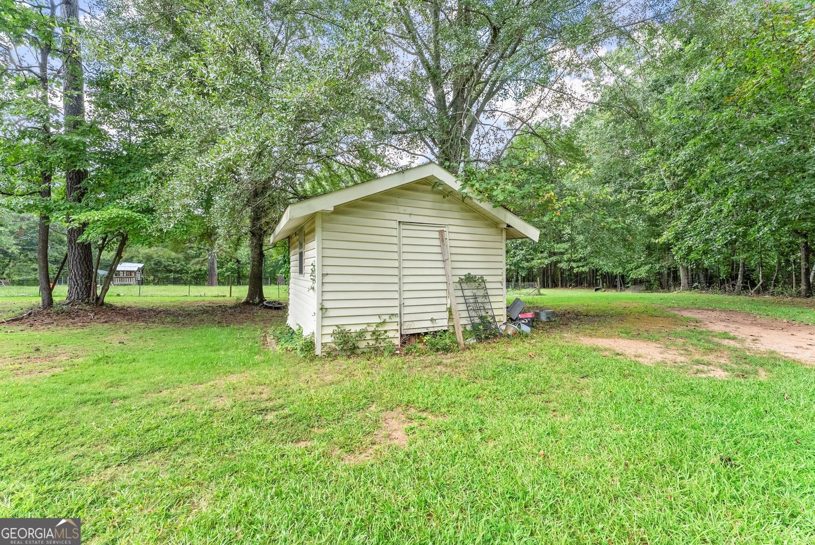 4526 Railroad Street Oakwood - 28