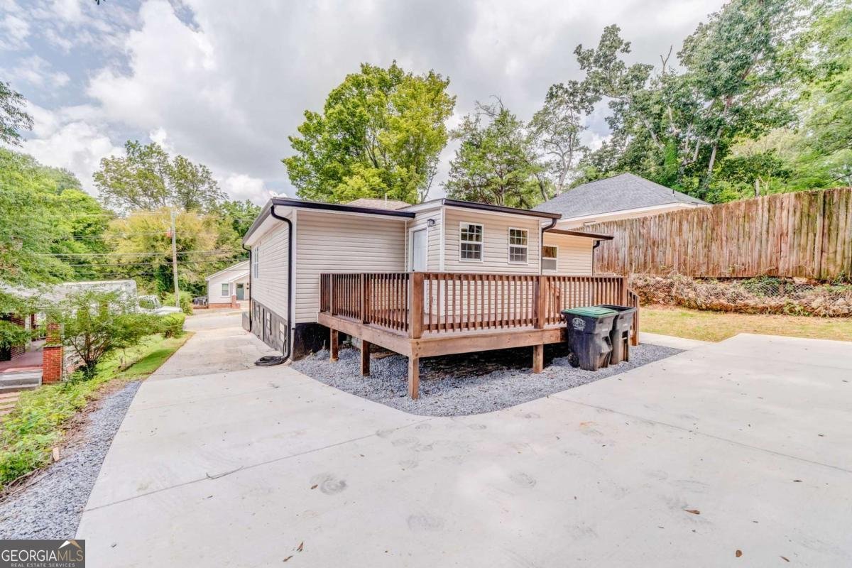 310 Kingston Avenue Rome - 11