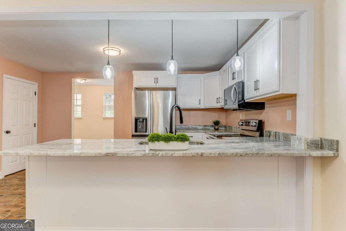 310 Kingston Avenue Rome - 25