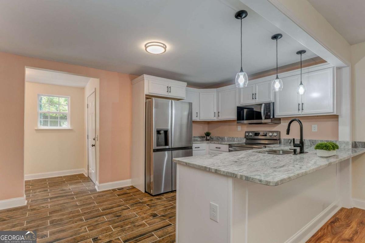 310 Kingston Avenue Rome - 26