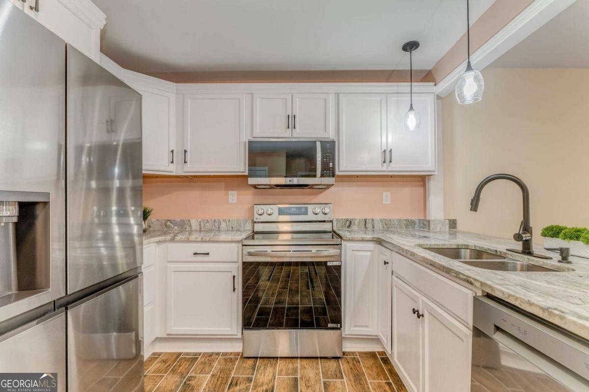 310 Kingston Avenue Rome - 27