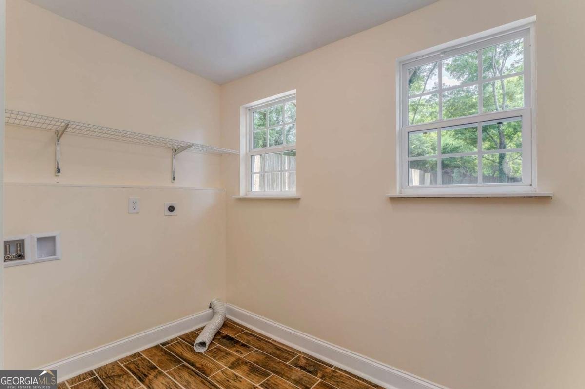 310 Kingston Avenue Rome - 3